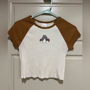Mushroom baby tee